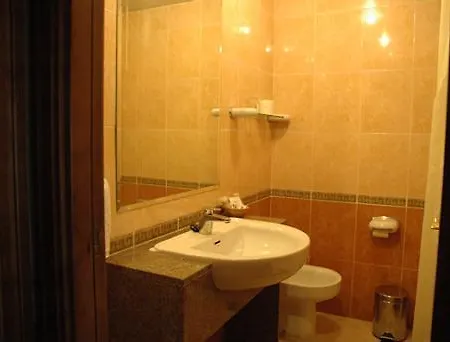 Arabia Hotel 2*